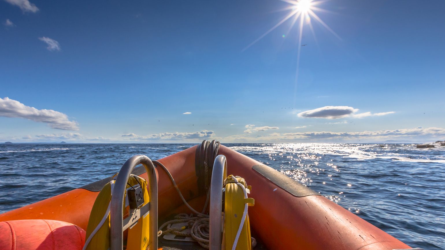 Life boat on ocean (Getty Images)